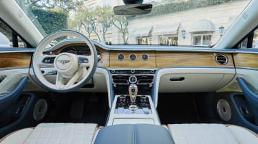 Bentley Flying Spur Hybrid